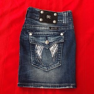 Miss Me denim skirt Sz 30 excellent condition. Factory distressing 🎄!
